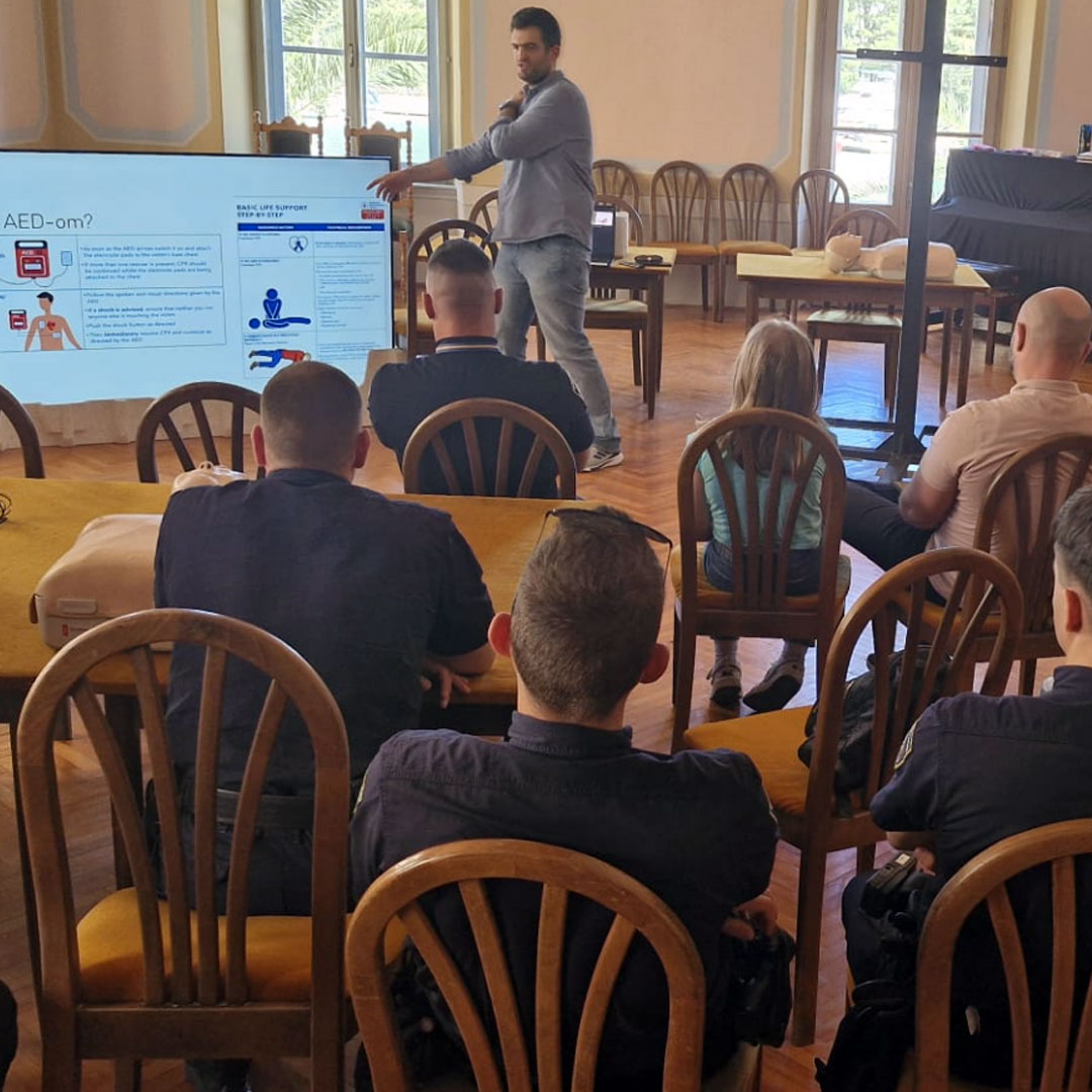 Pharos International Institute organized a pilot project of Basic Life Support Training (BLS training)